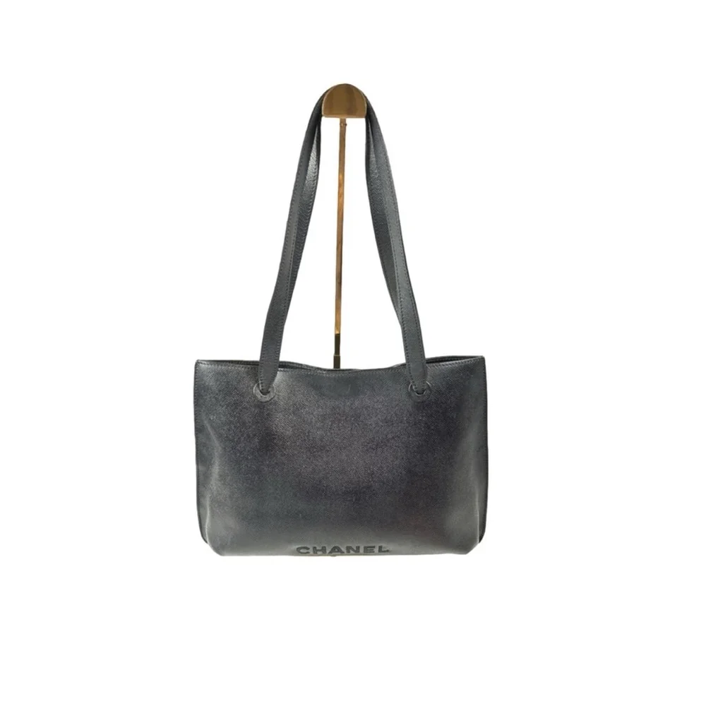 Authentic CHANEL Black Grained Calfskin Shopping Tote - Picture 1 of 15